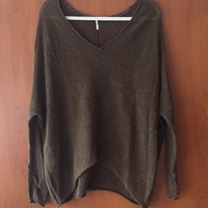 (Free People) Olive Green V neck sweater